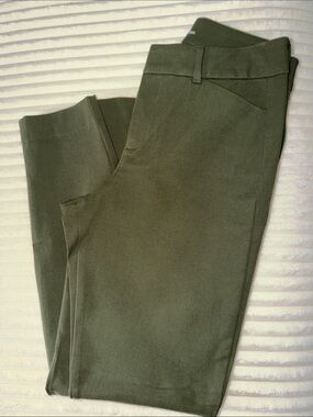 Old Navy Women Olive Green Pixie Ankle Pants